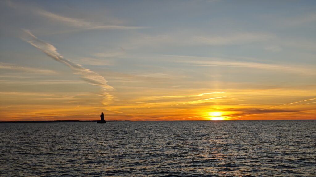 IMG 20250927 190734 1024x576